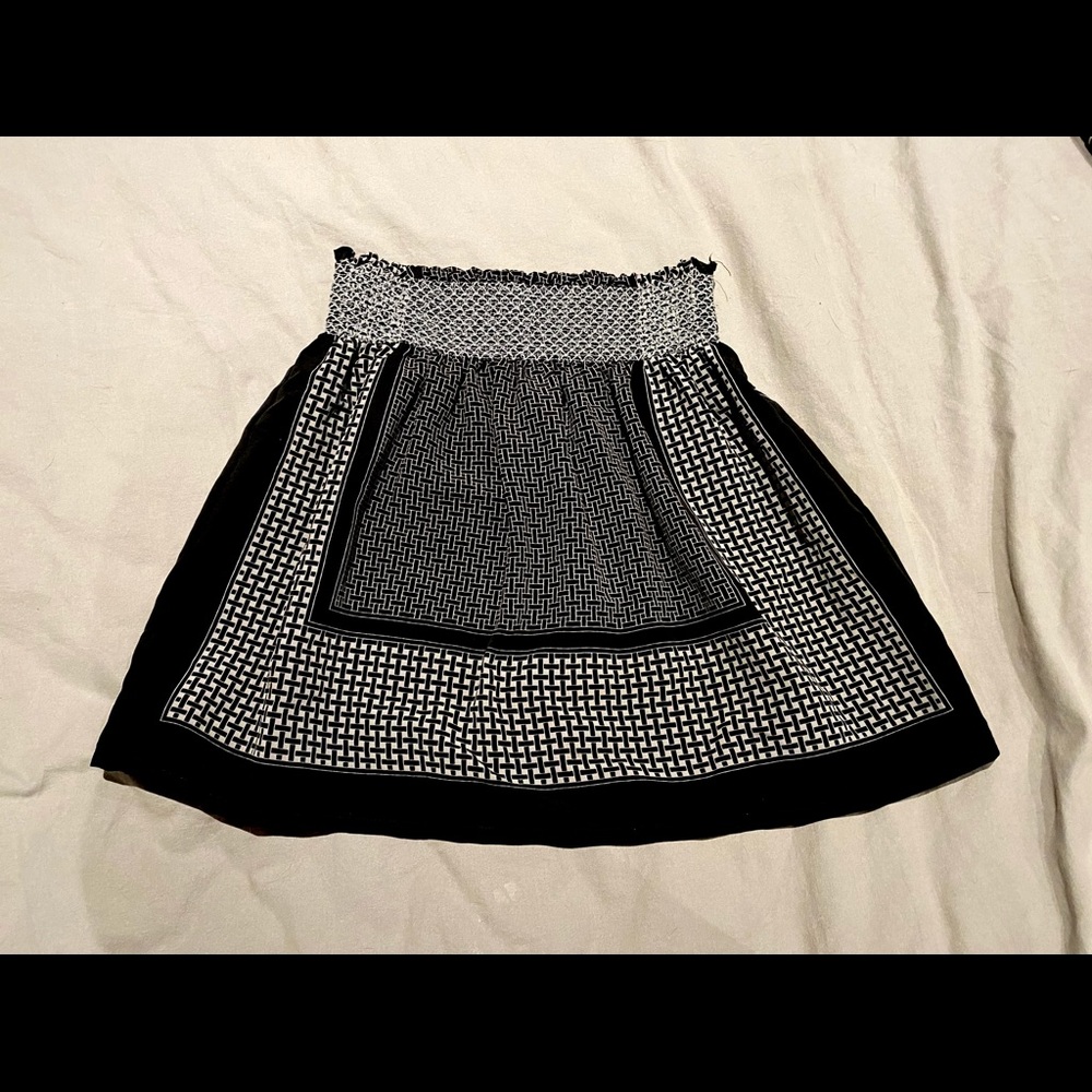 Black & gray patterned Urban Outfitters skirt